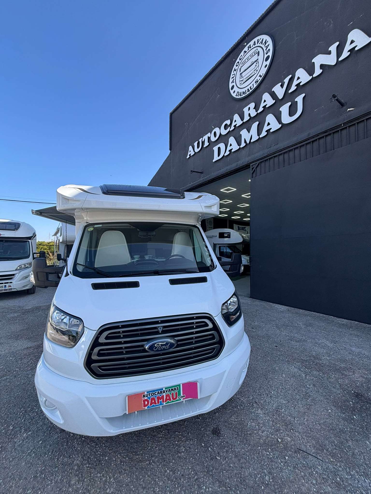 AUTOCARAVANA PERFILADA CI NACRE 63XT CAMA ISLA 5 PLAZAS - Imagen 18