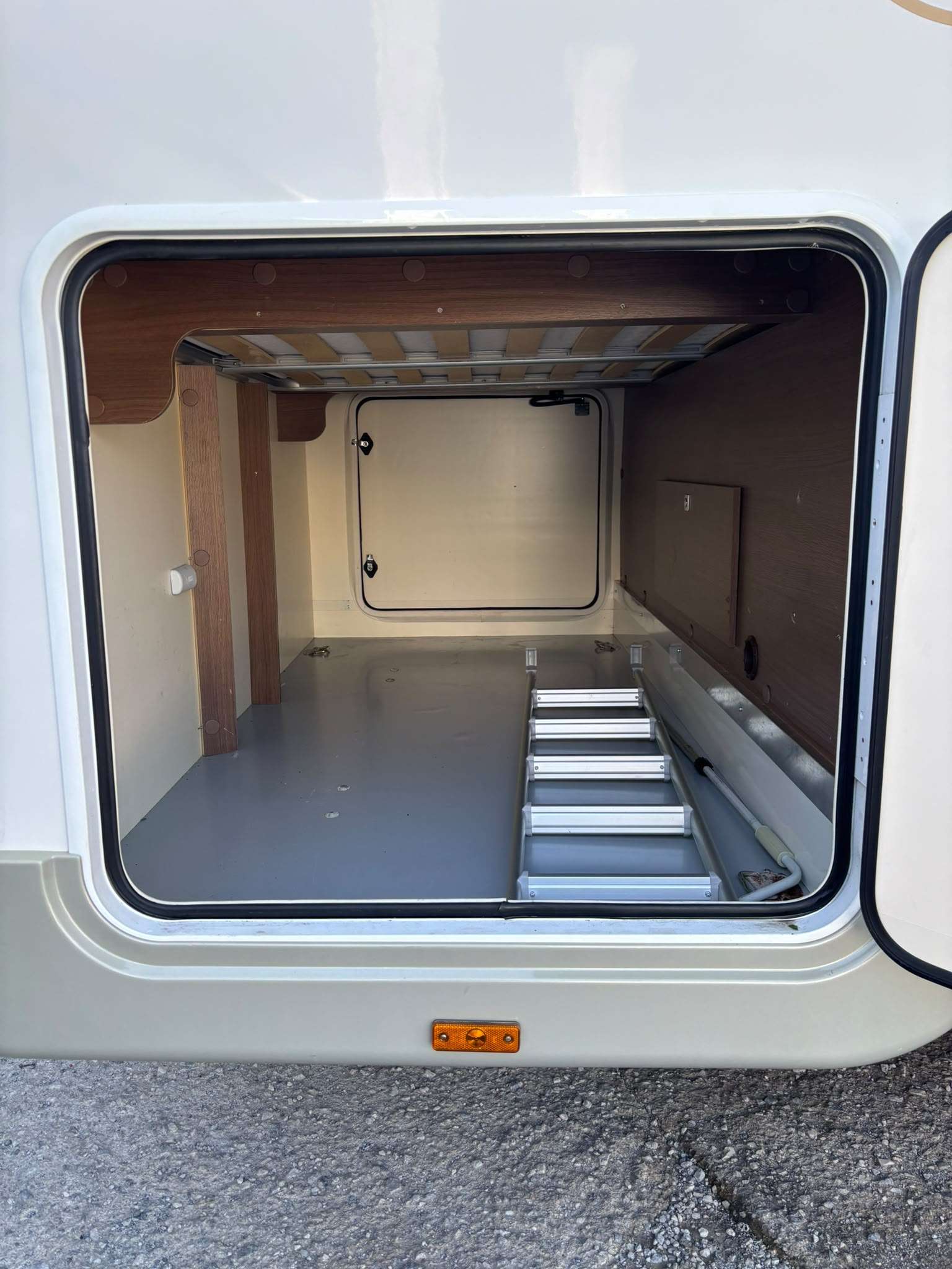 AUTOCARAVANA PERFILADA CI NACRE 63XT CAMA ISLA 5 PLAZAS - Imagen 29