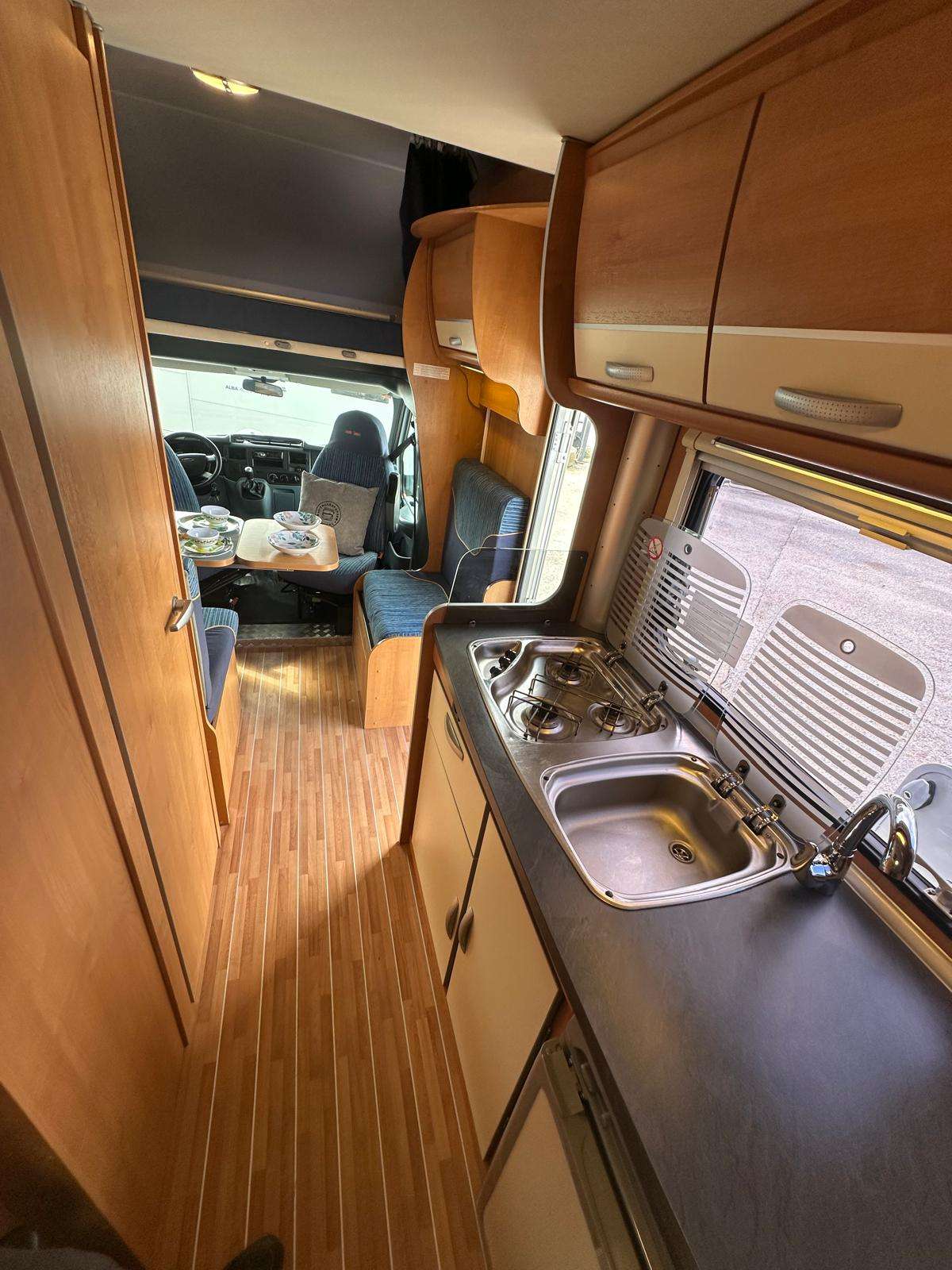 AUTOCARAVANA PERFILADA CI NACRE 63XT CAMA ISLA 5 PLAZAS - Imagen 15