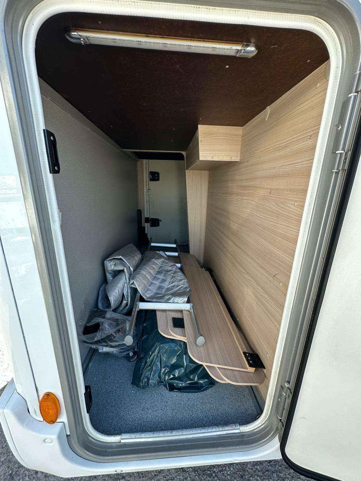 AUTOCARAVANA PERFILADA BURSTNER NEXXO iT680g GRAN SALON - Imagen 3